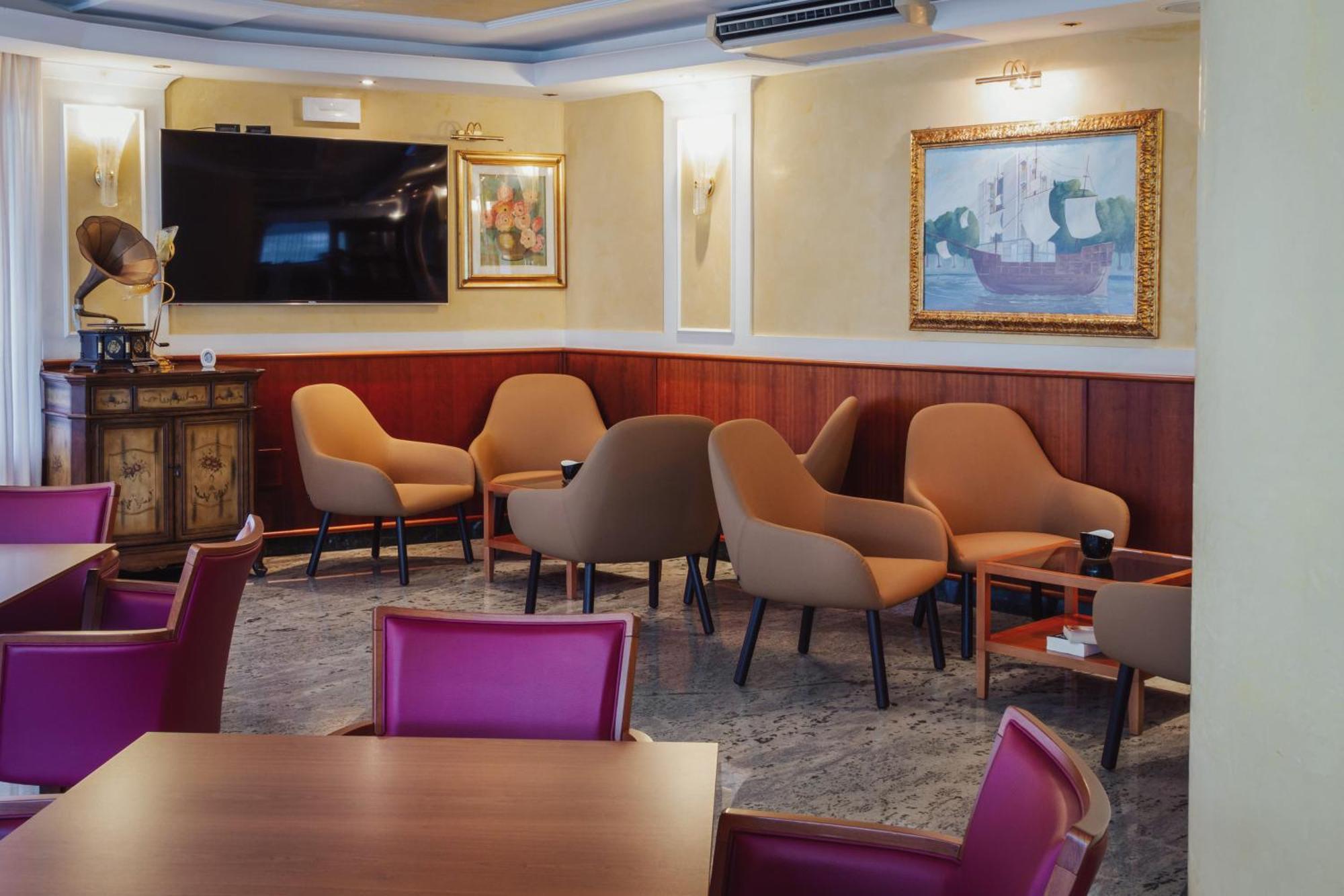 Hotel Verona Cesenatico Buitenkant foto